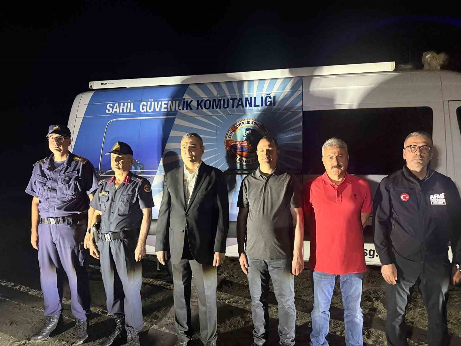 Vali Toros:  "Anne, baba ve annenin kız kardeşi hayatını kaybetti"