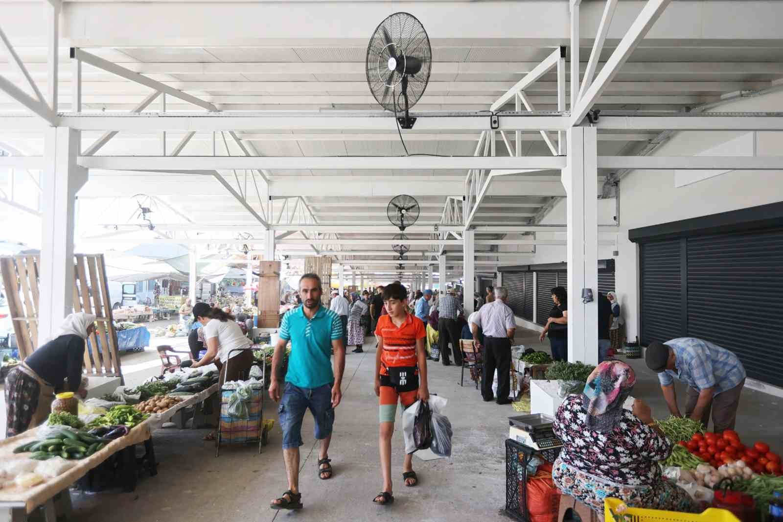 Yenilenen Yatağan pazaryerinden halk da, esnaf da memnun