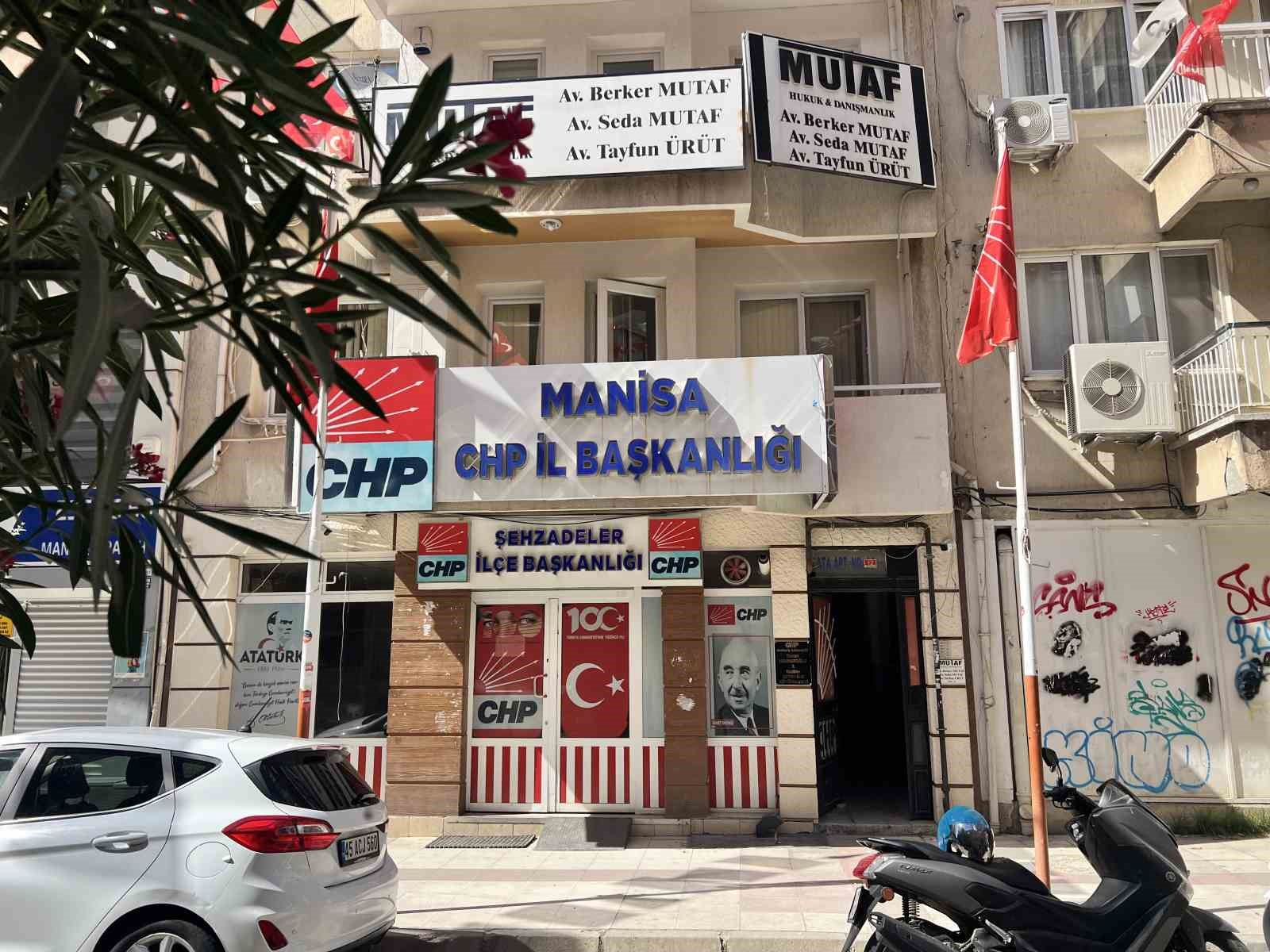 Manisa CHP İl Başkanlığı’nda kavga: 1 yaralı