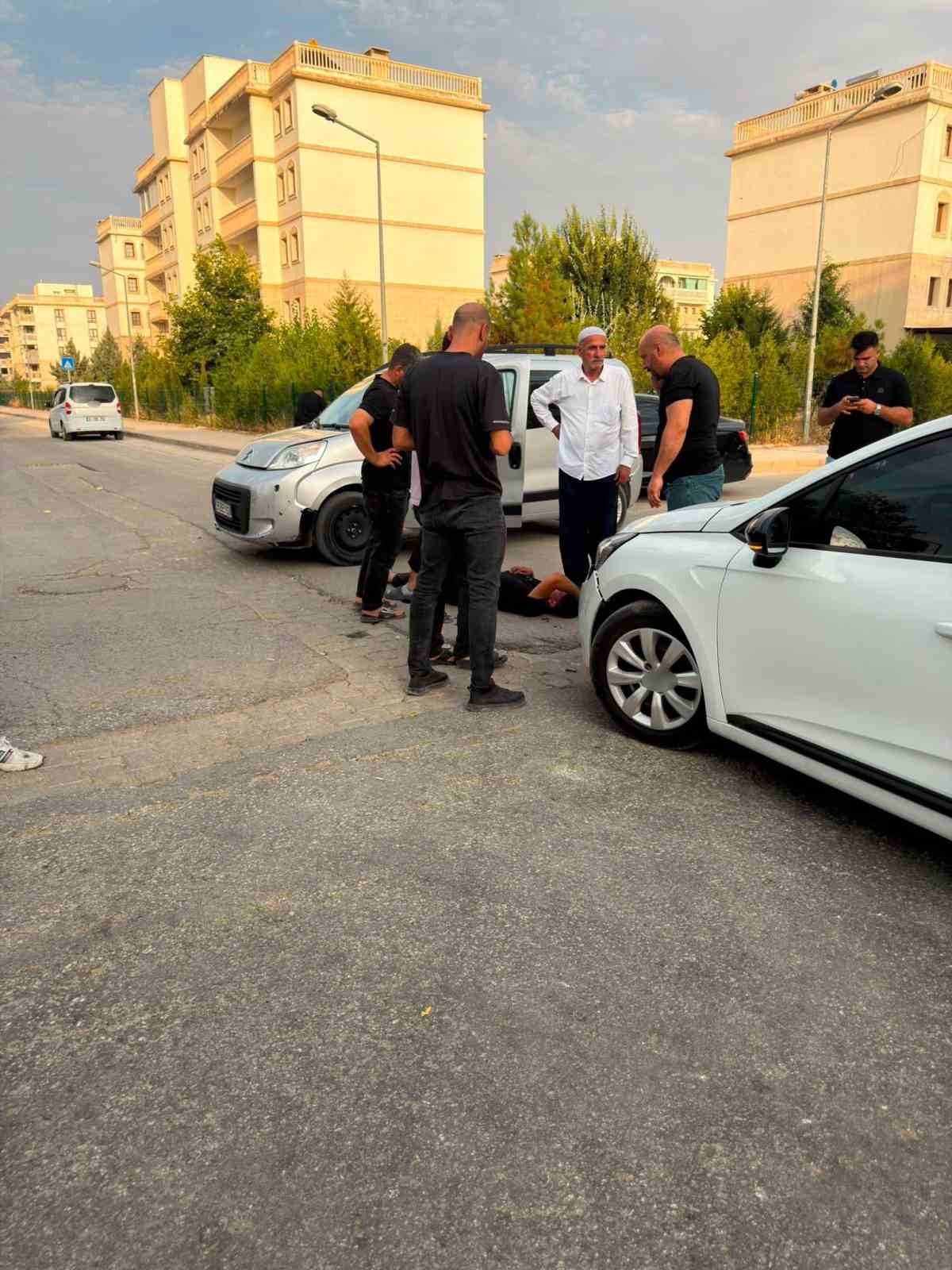 Mardin’de otomobil ile motosiklet çarpıştı: 1 yaralı