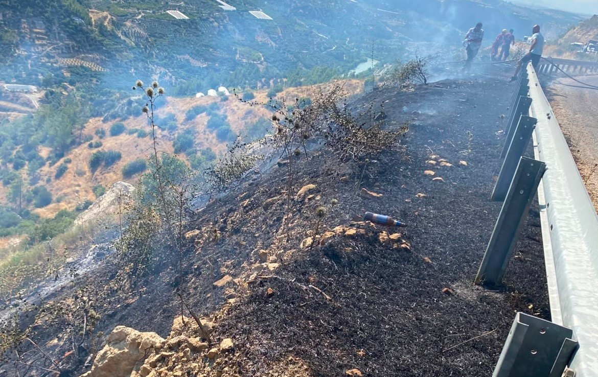 Mersin’de yangın: Ekipler havadan ve karadan müdahaleyle kontrol altına aldı