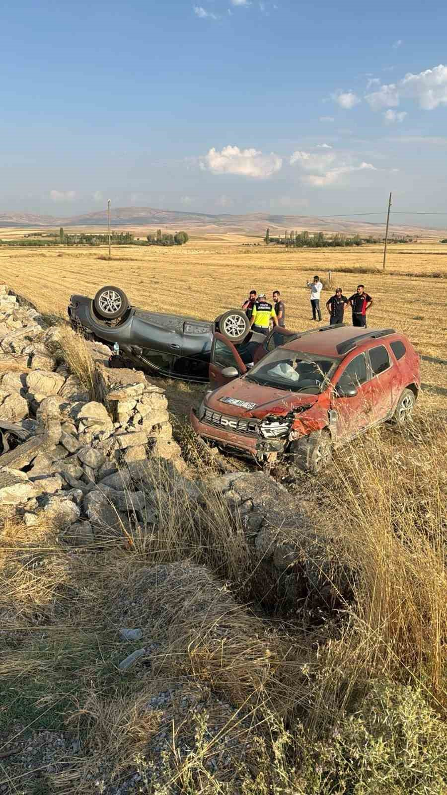 Afyonkarahisar’da trafik kazası: 1 ölü 5 yaralı