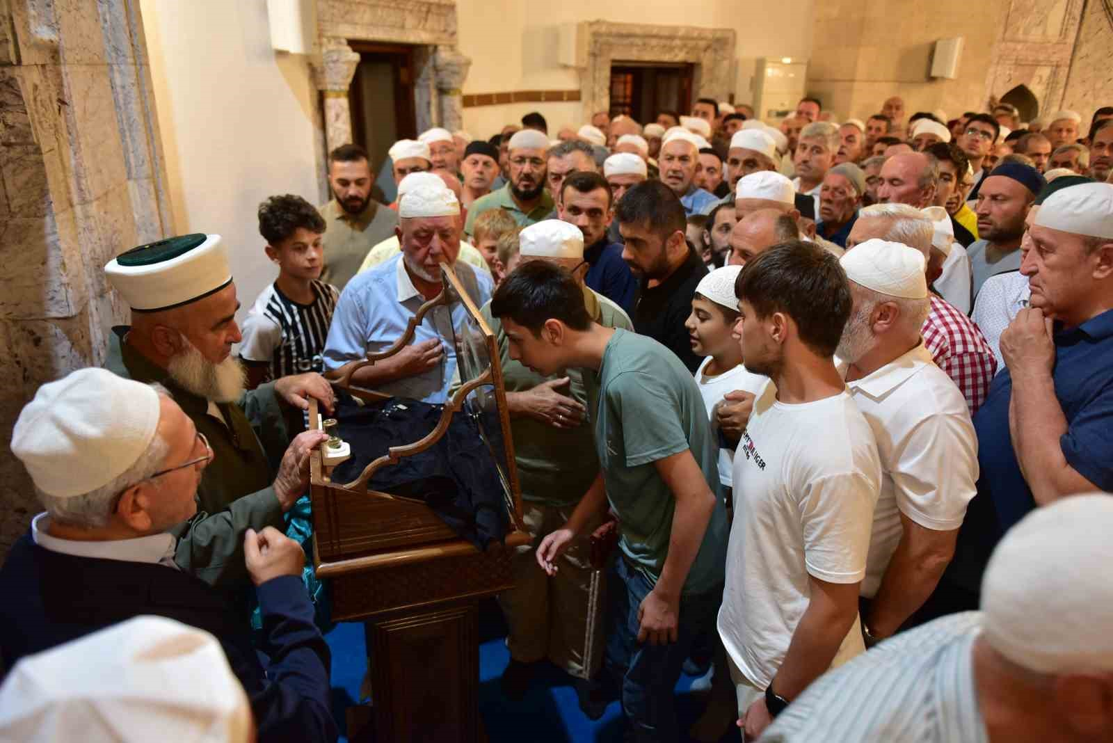Kastamonu’da Sakal-ı Şerif ziyarete açıldı, vatandaşlar yoğun ilgi gösterdi