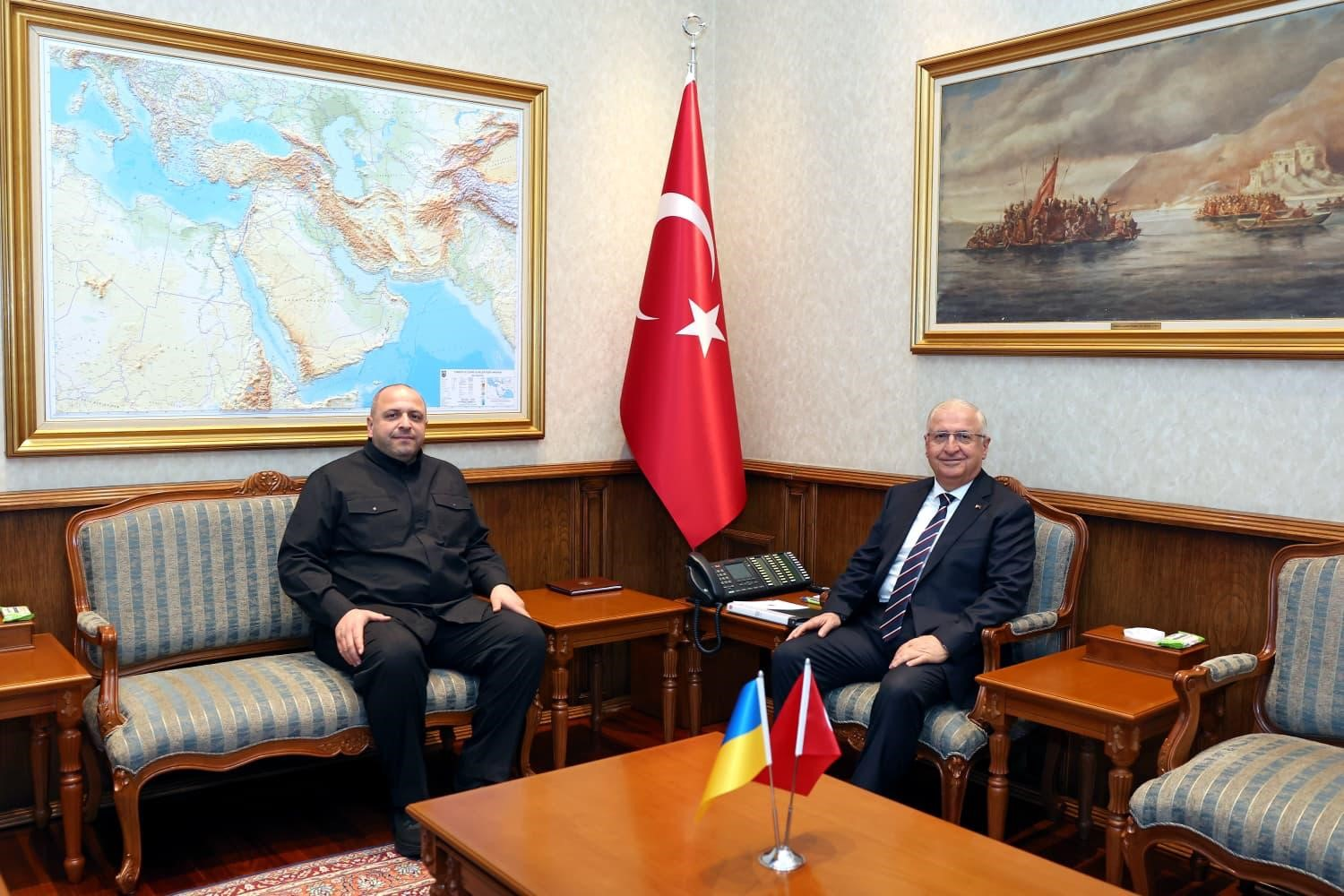 Bakan Güler, Ukrayna Dış İstihbarat Servisi Başkanı Umerov ile görüştü