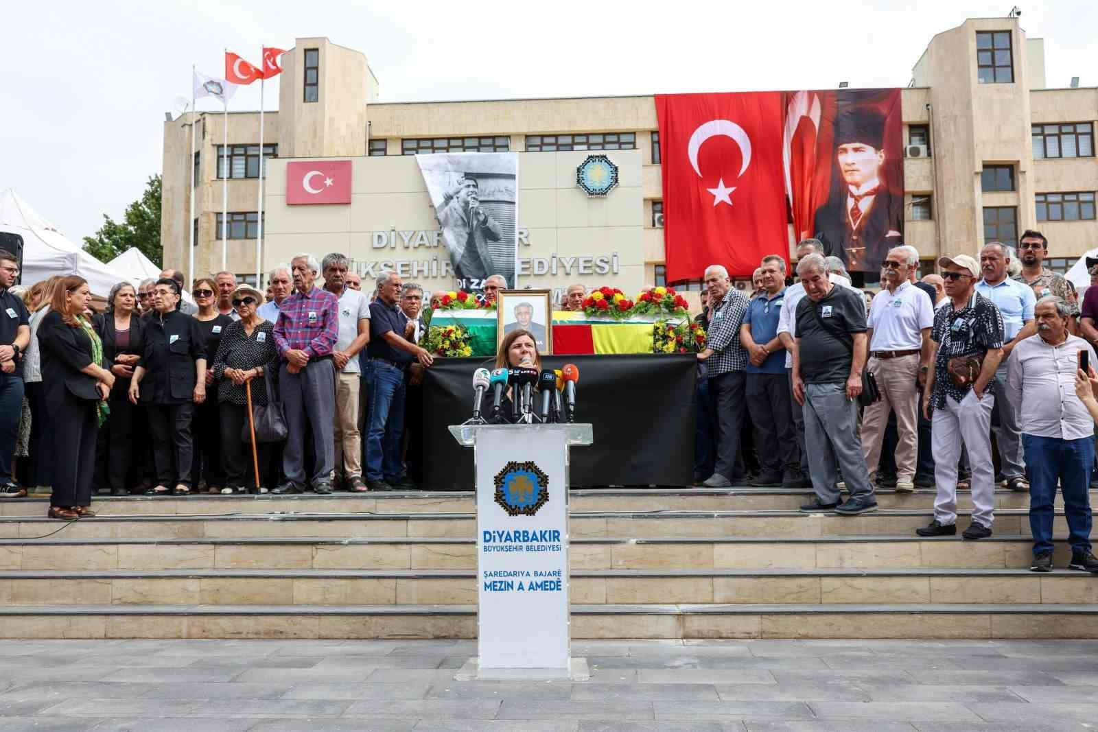 Mehdi Zana için tören düzenlendi