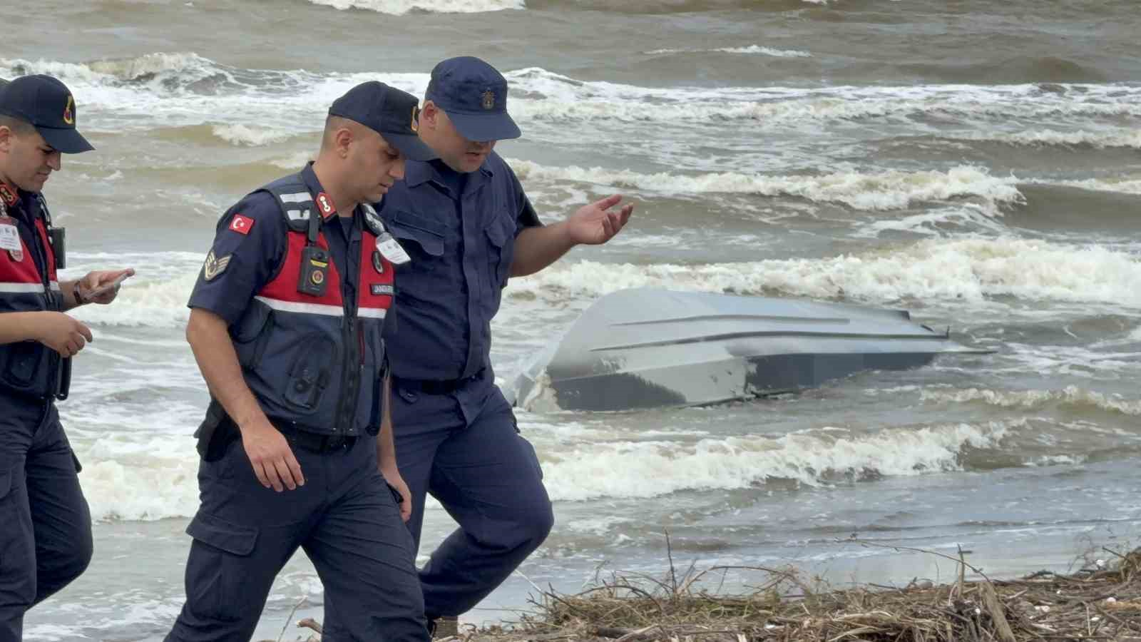 Samsun’da sahile insansız deniz aracı vurdu