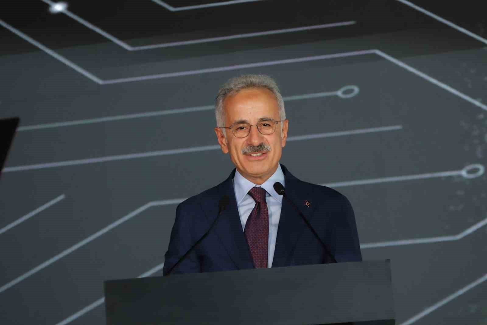 Bakan Uraloğlu: "1 Nisan 2026’da başlayan 5G’de 45 milyon aboneye ulaştık"