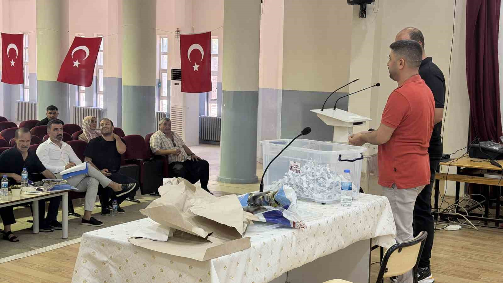 Siverek’te okullarda görevlendirilecek personel kurayla belirlendi