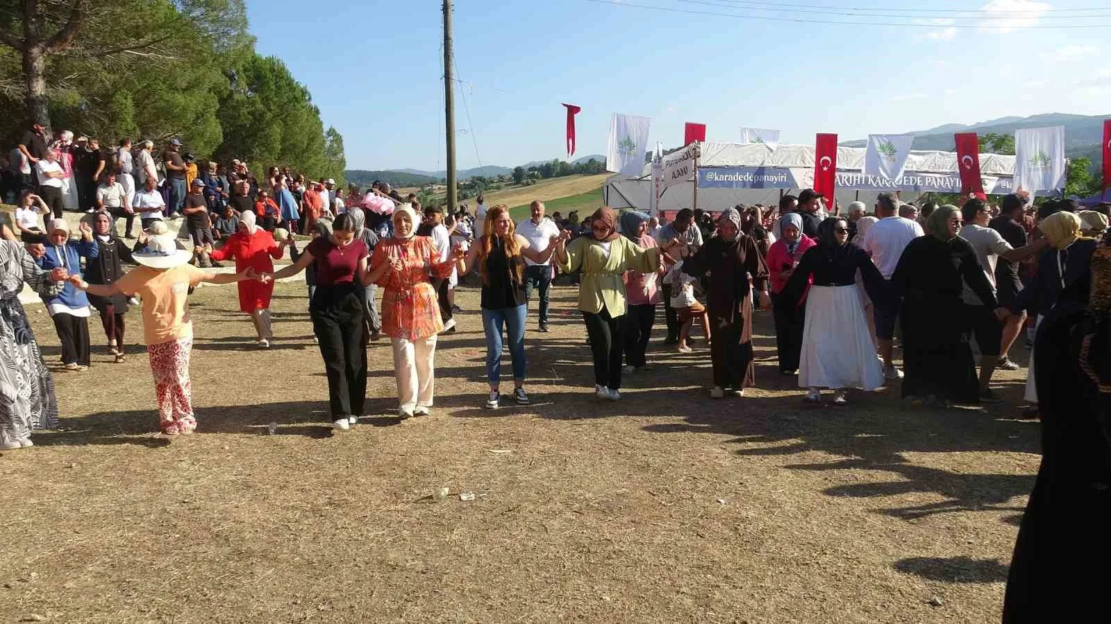 313 yıllık Karadede Panayırı’na binlerce kişi akın etti