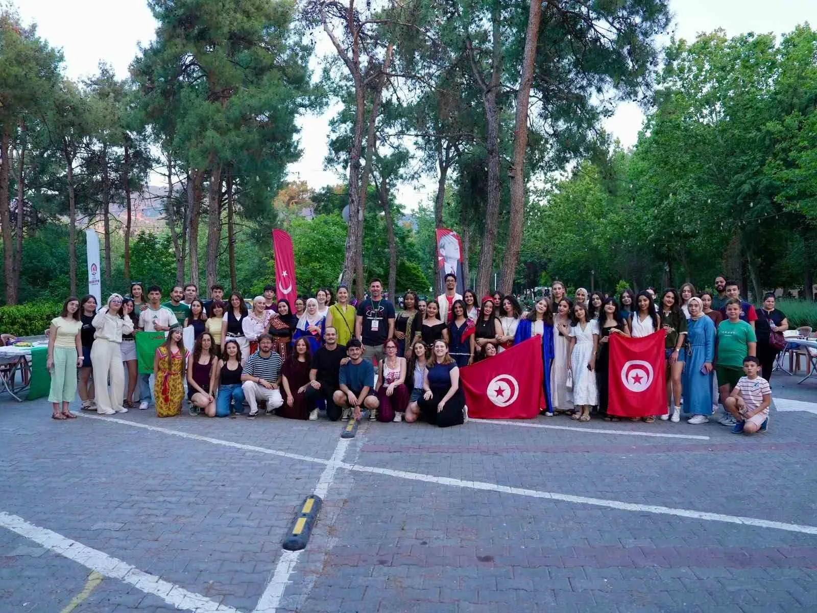 6 ülkenin gençleri Çamlık’ta buluştu