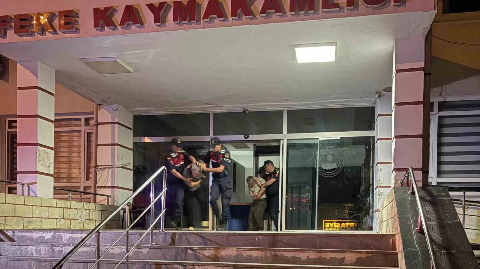 Adana’da cinsel istismar soruşturmasında şüpheli ve onu alıkoyan baba tutuklandı