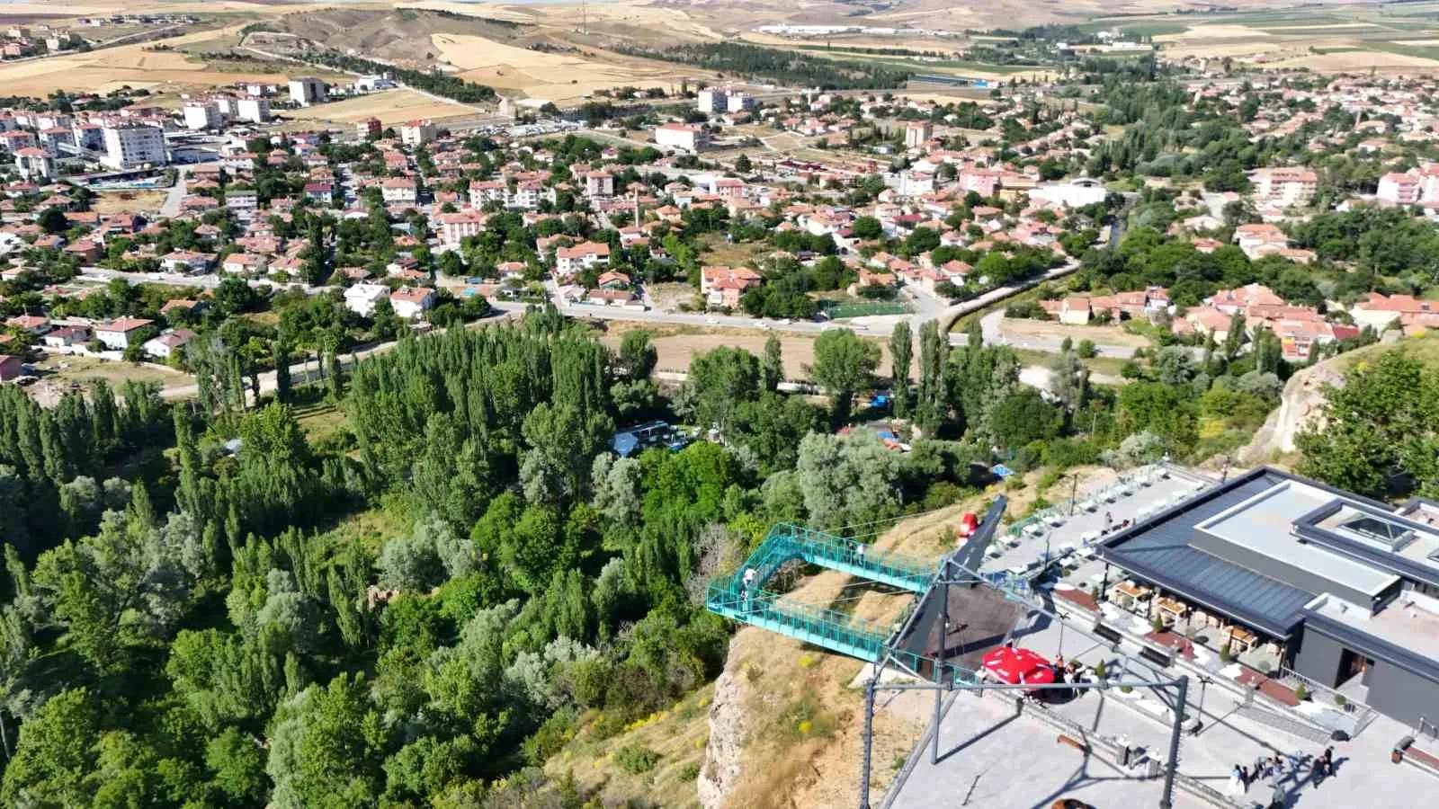 Adrenalin ve doğa tutkunlarının adresi Bünyan Cam Teras