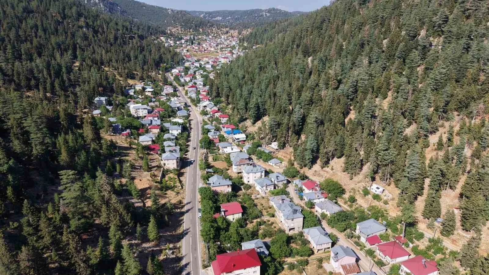 Anamur yaylaları yaz sıcaklarından kaçanların gözdesi oldu