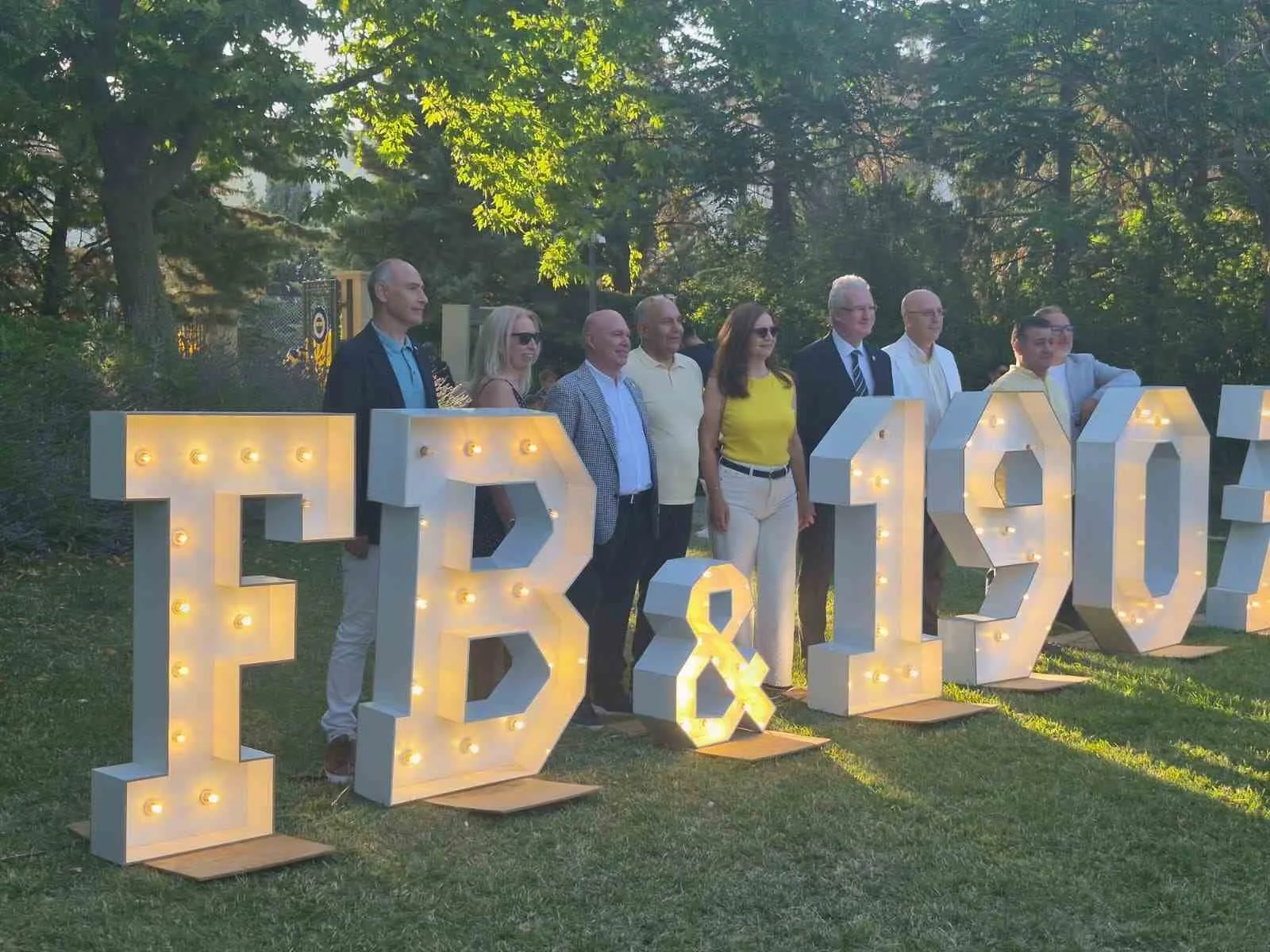 Ankara’da "19 Temmuz Dünya Fenerbahçeliler Günü" Kıraç konseriyle kutlandı