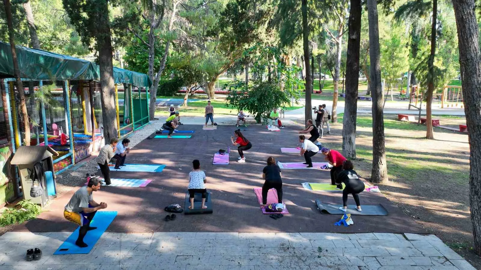 Antalyalılar güne sporla enerjik başlıyor