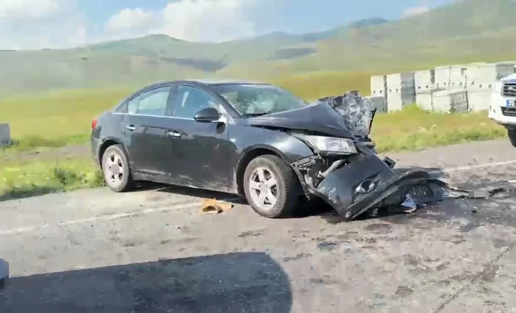 Ardahan’da trafik kazası: 7 yaralı