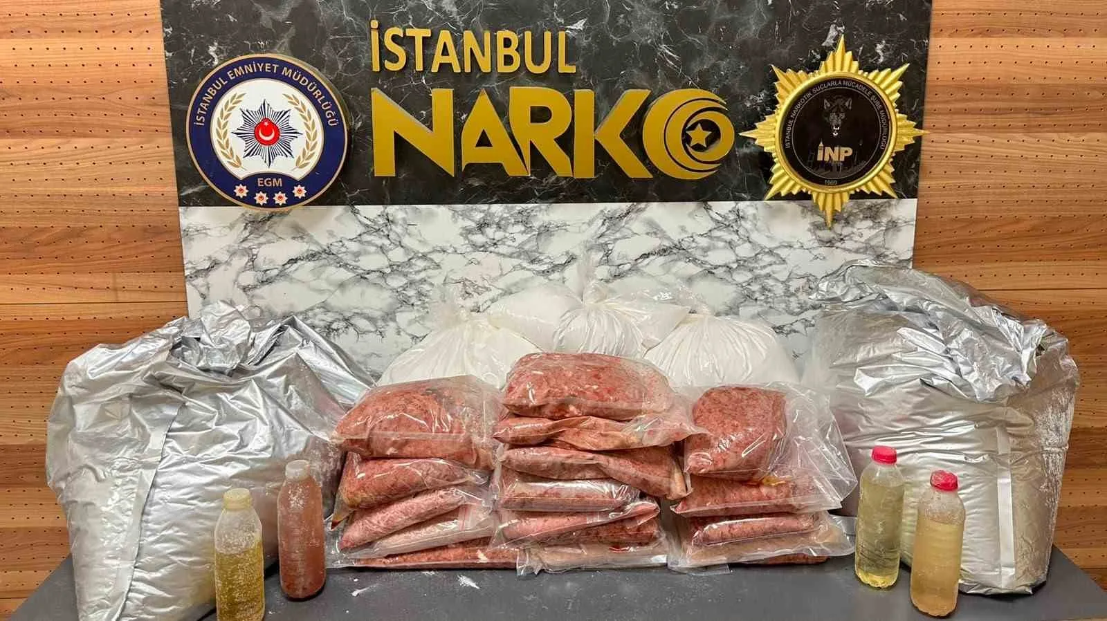 Bayrampaşa’da uyuşturucu imalathanesine baskın: 107 kilogram kimyasal madde ele geçirildi