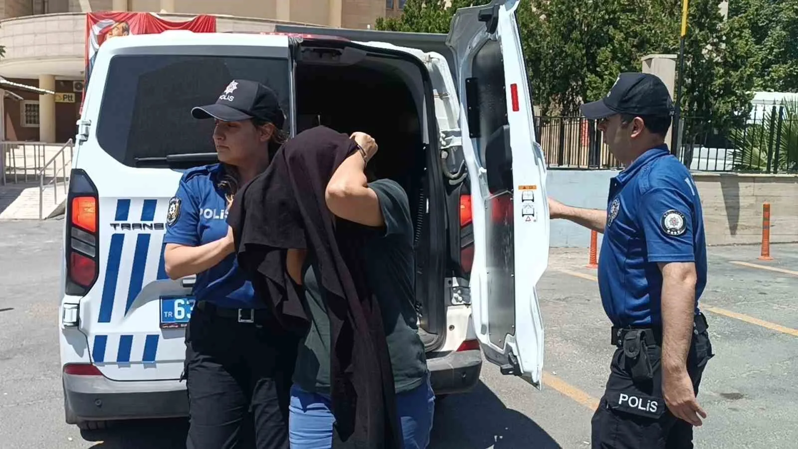 Bebek kaçırma iddiasıyla gözaltına alınan kadın adliyeye sevk edildi