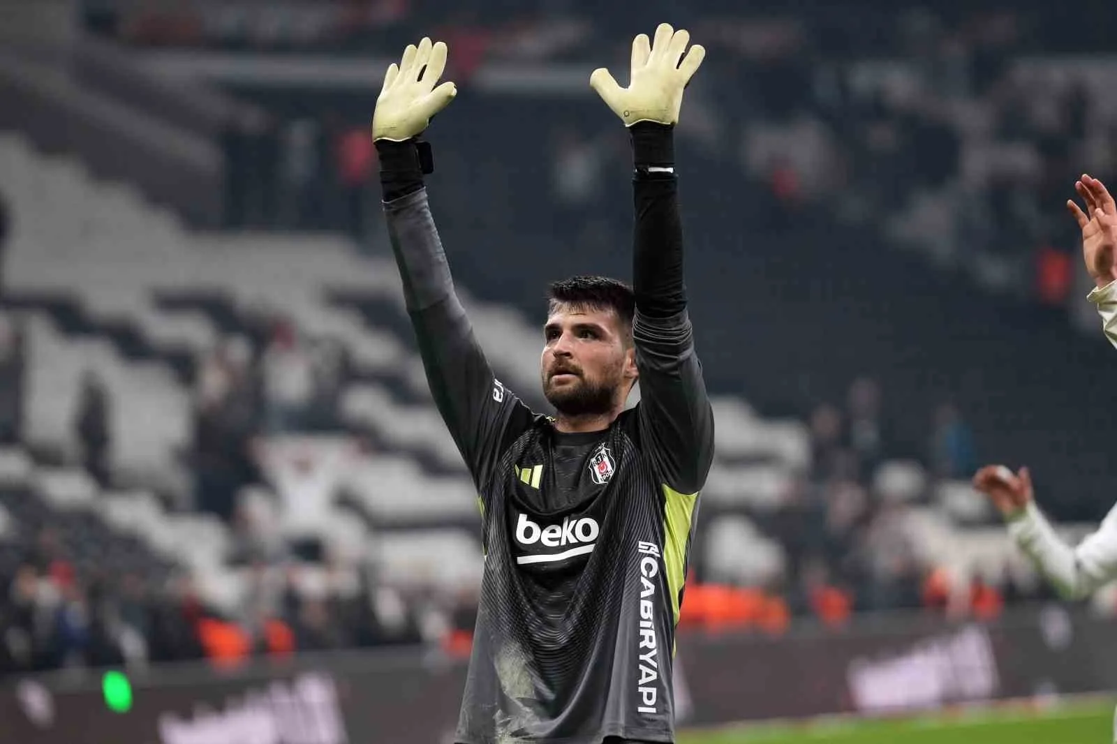 Beşiktaş’ta Ersin Destanoğlu ile yollar ayrıldı