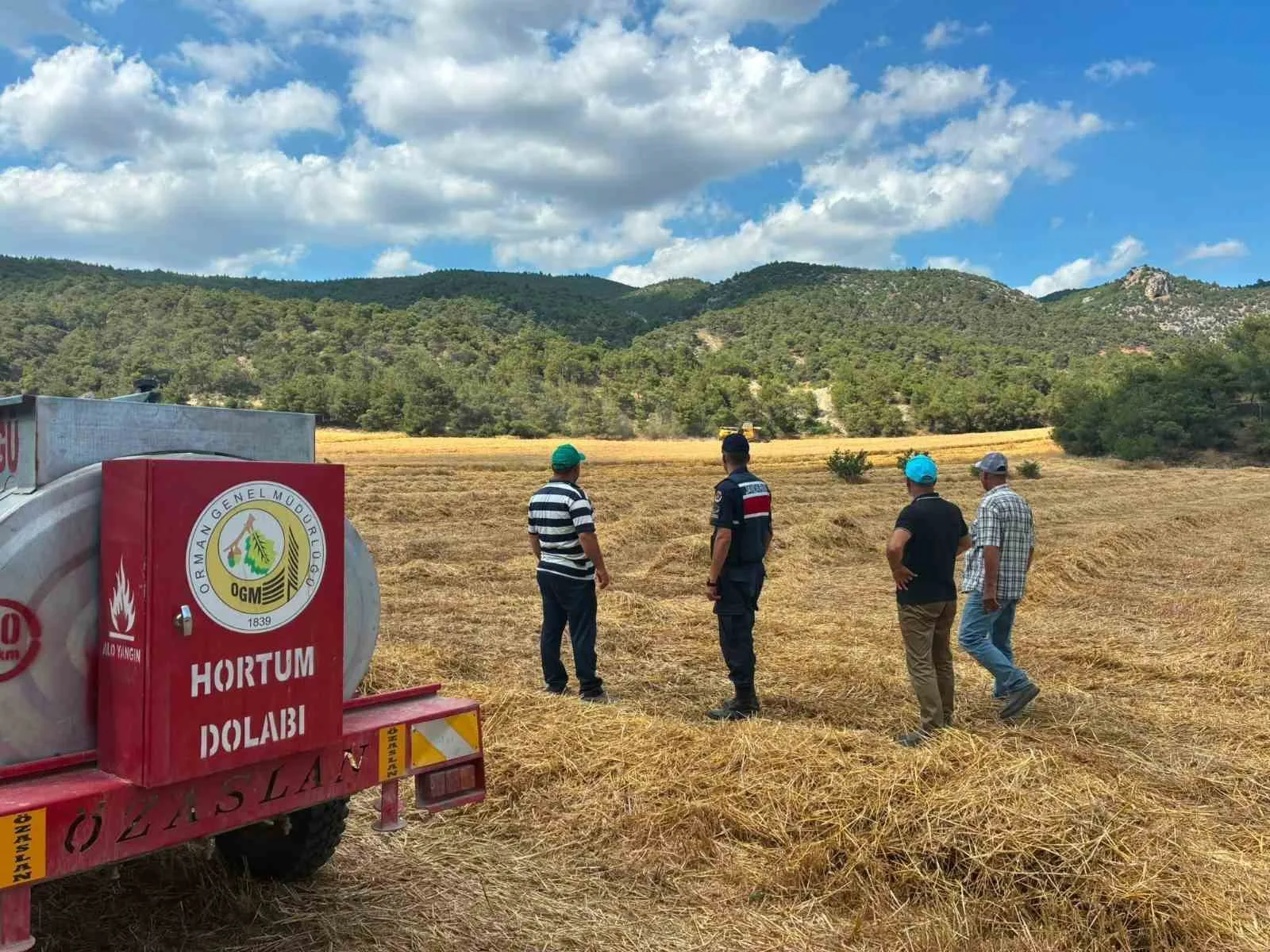Biçerdöver operatörlerine yangın uyarısı