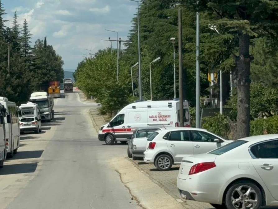 Bilecik’te granit fabrikasında patlama, 1 işçi yaralandı