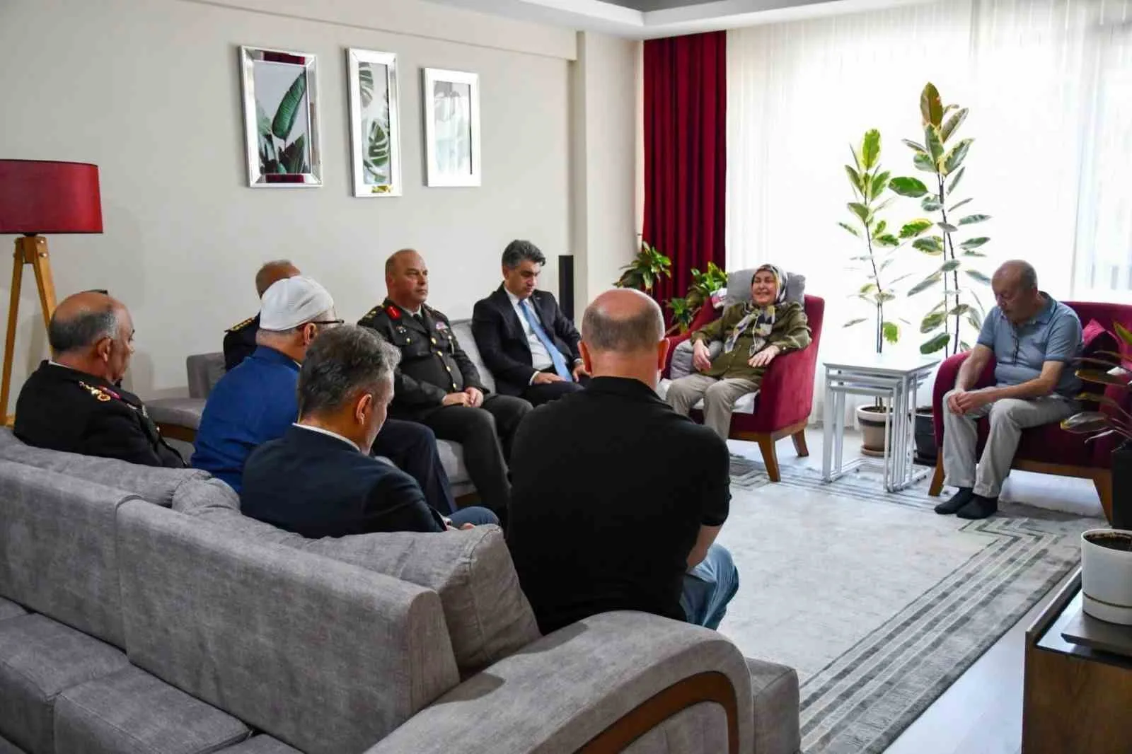Bolu’da 15 Temmuz şehidinin ailesine vefa ziyareti