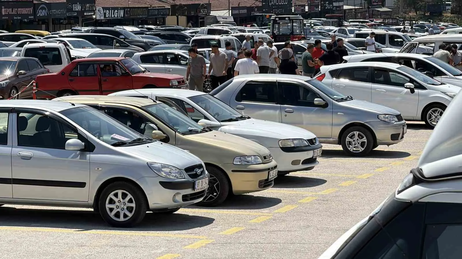 Bolu Oto Pazarı’nda araç çok, satış yok