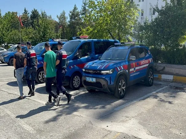 Burdur’da 7 ilçede "Narko Kapan" operasyonu: 2 tutuklama