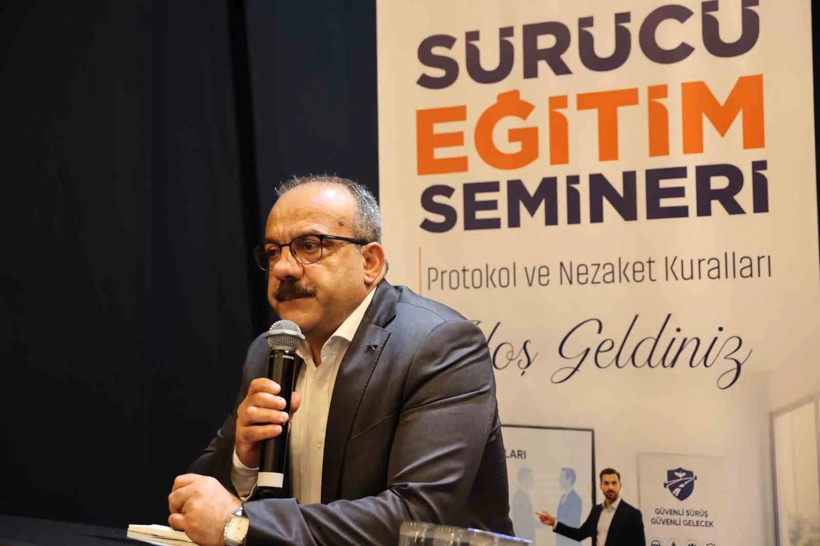 Büyükşehir Belediyesi’nden toplu taşıma personeline eğitim