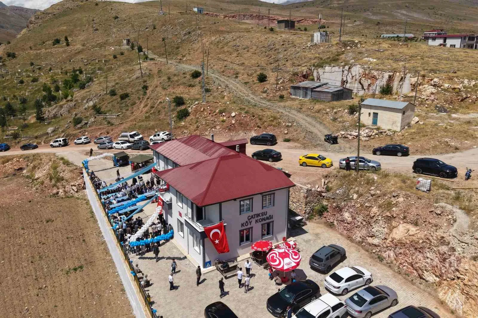 Çatıksu Köy Konağı hizmete açıldı