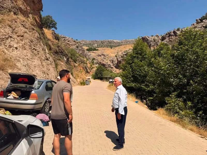 Çermik Belediye Başkanı Karamehmetoğlu, turistlerle bir araya geldi
