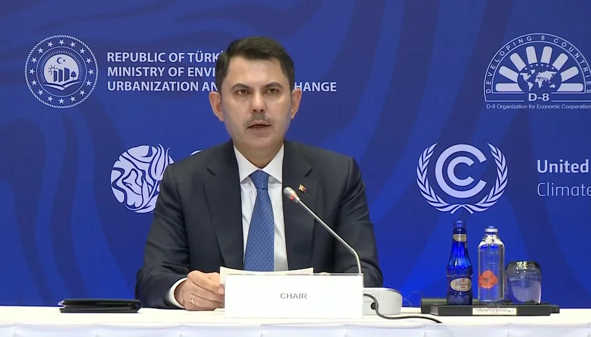 COP31 Başkanı Kurum, İstanbul’da D-8 Ülkeleri COP 31 toplantısına başkanlık etti