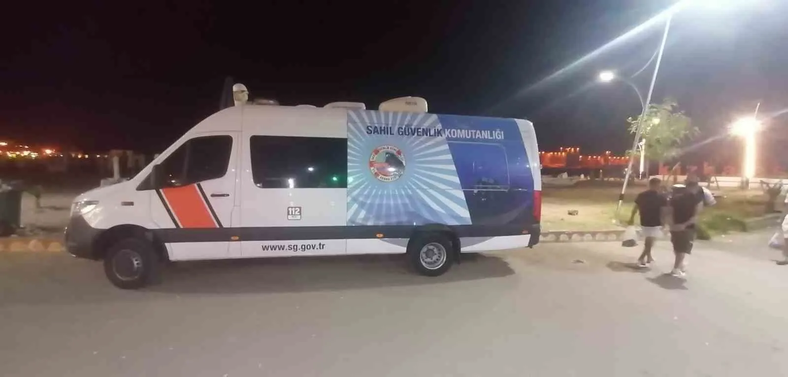 Denizde 3 gündür aranan şahıs karada sağ bulundu