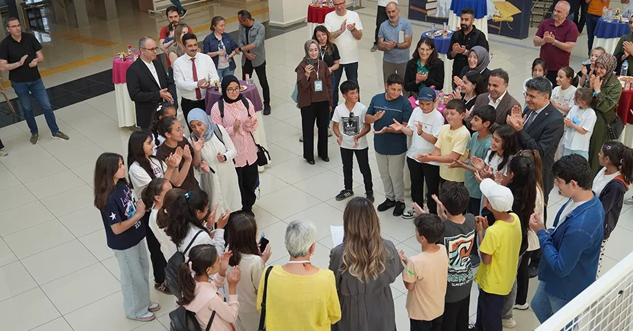 ETÜ’de "Kültürel Mirasın İzinde: Erzurum" projesinin sergisi açıldı