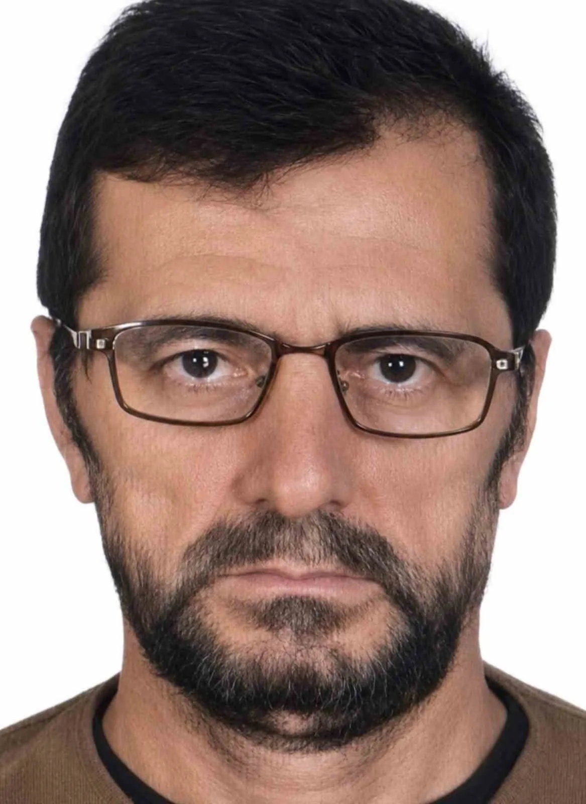 Fındık bahçesinde yanmış halde ölü bulundu