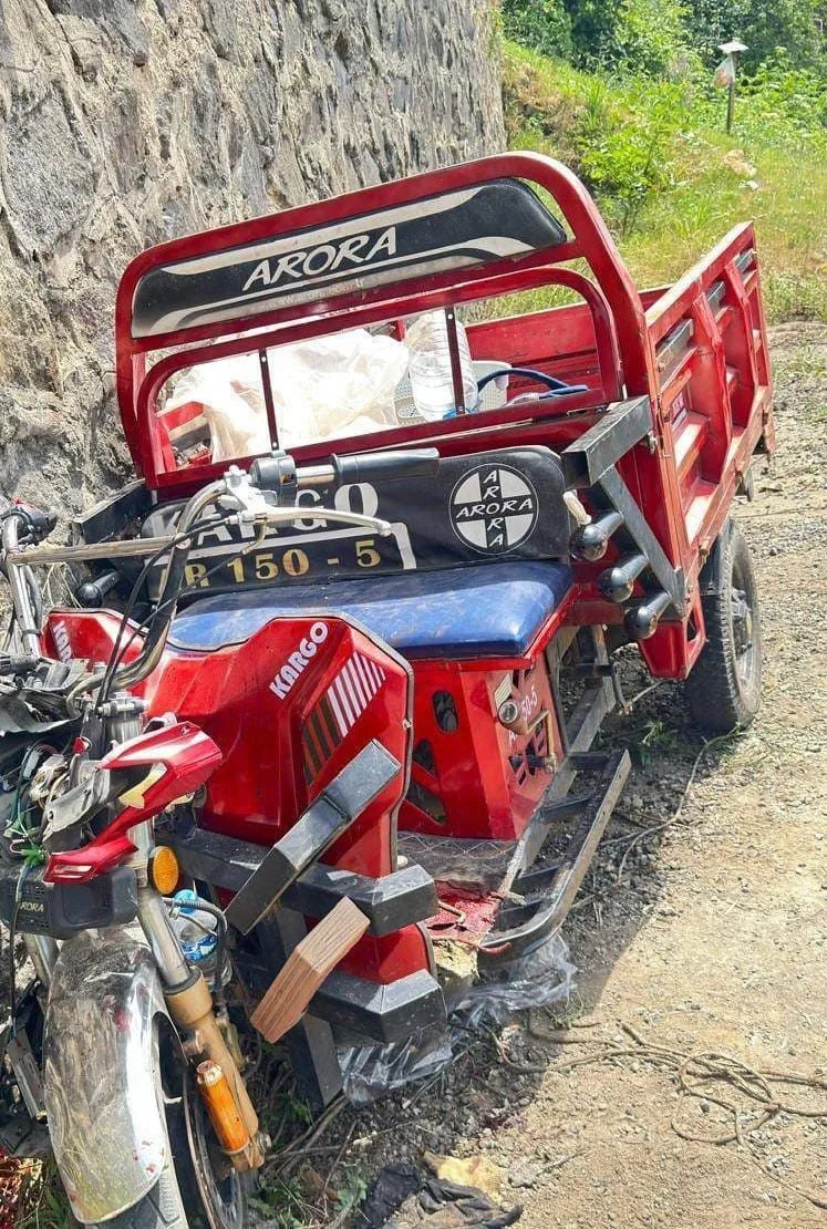 Giresun’da tarım aracı duvara çarptı: 1 ölü, 1 yaralı