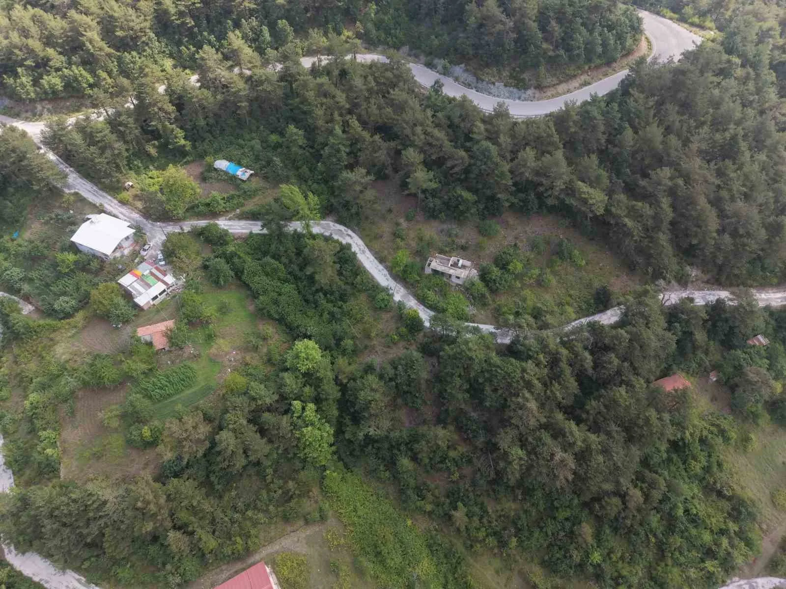 İskenderun Belediyesi yaylalara 90 bin metrekare parke taşı döşedi