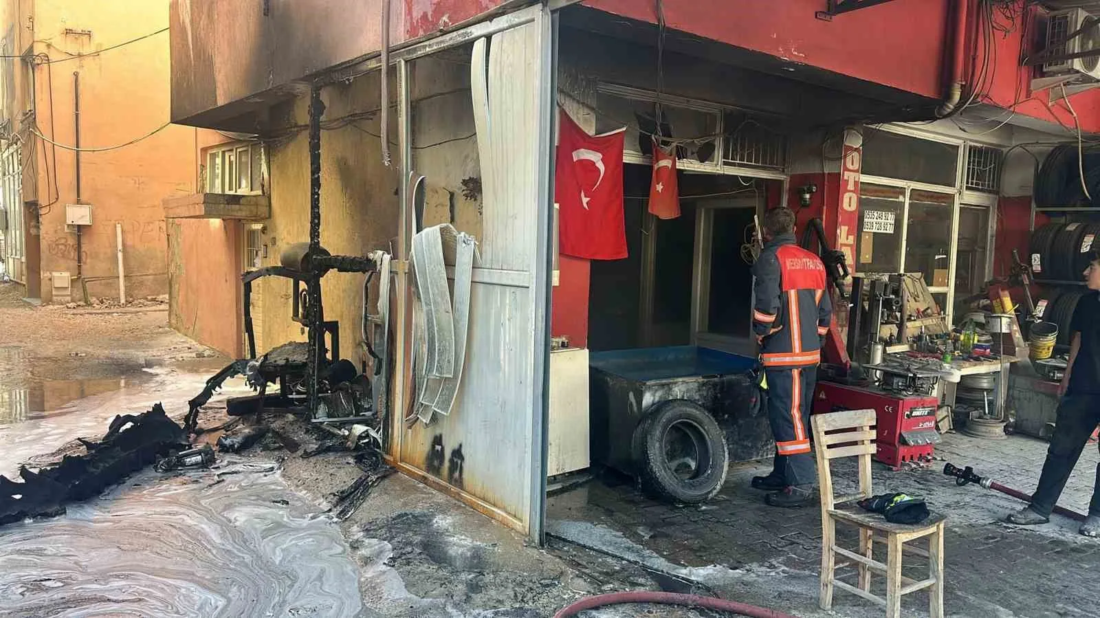 İşyerinde çıkan yangın söndürüldü
