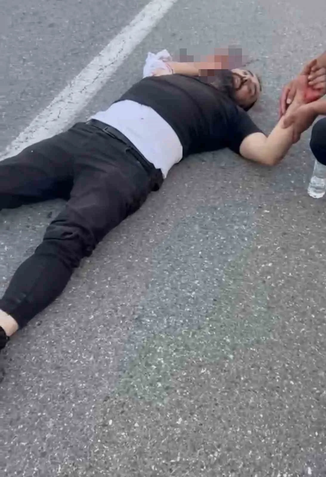 Iğdır-Doğubeyazıt yolunda motosiklet bariyerlere çarptı: 2 yaralı