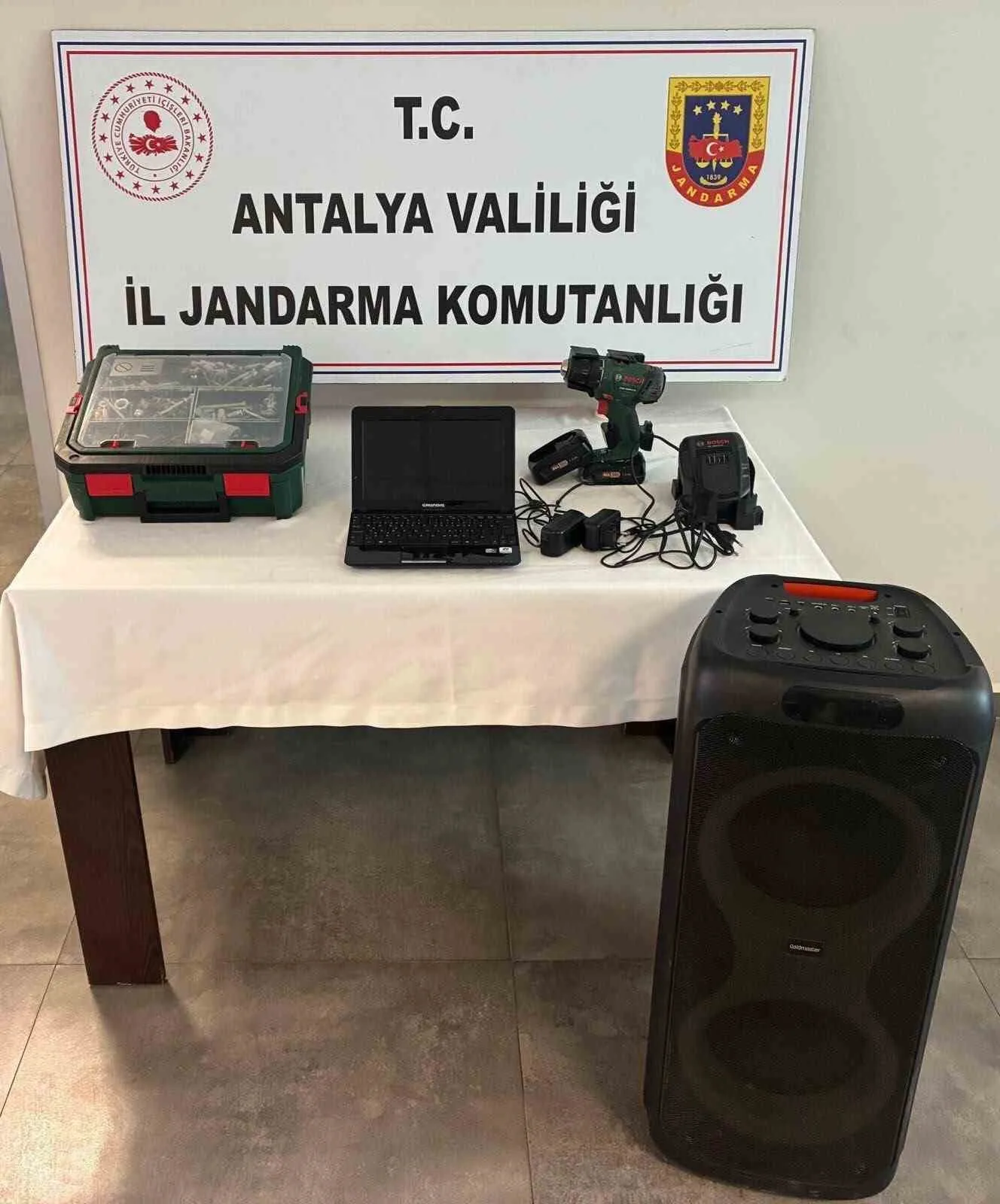 JASAT 6 iş yerinden hırsızlık olayını aydınlattı