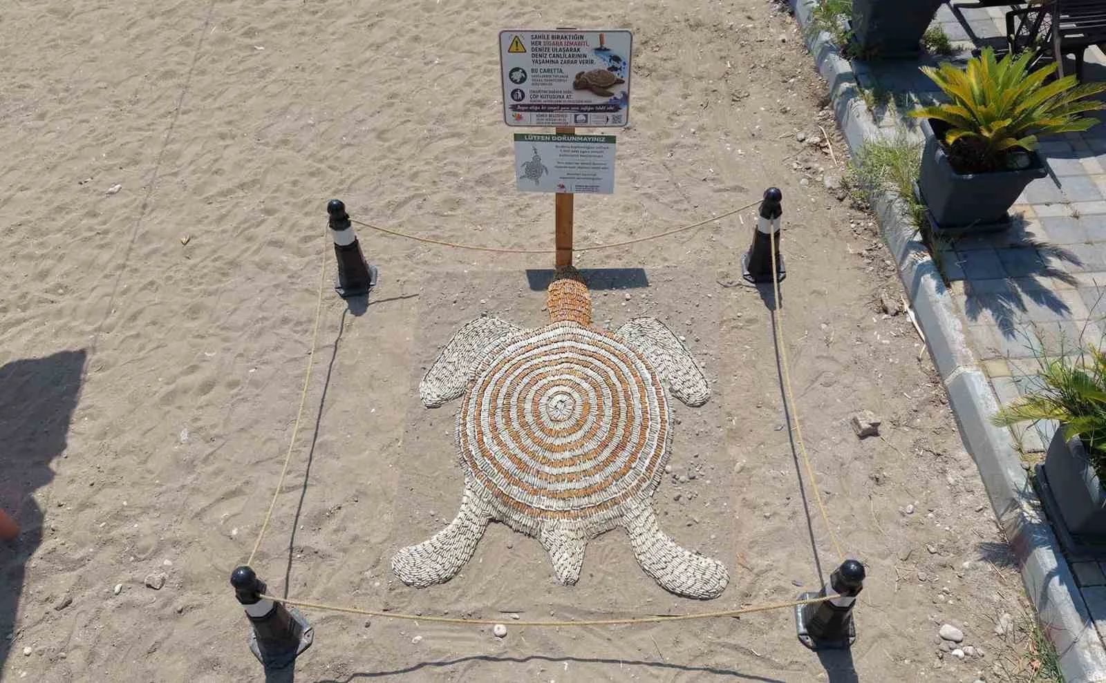 Kemer’de "Dumansız Plaj" uygulaması başladı