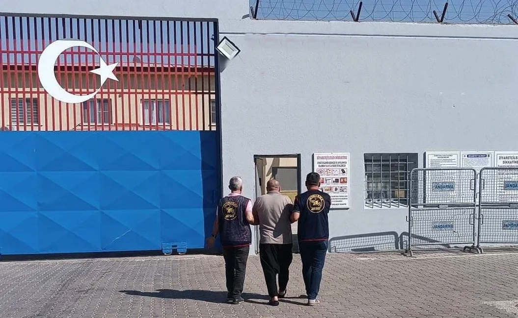 Kesinleşmiş 10 yıl cezayla aranan şahıs yakalandı