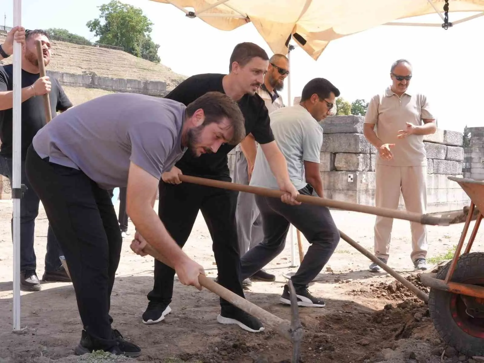 Konuralp ‘te restorasyon öncesi son hazırlıklar yapılıyor