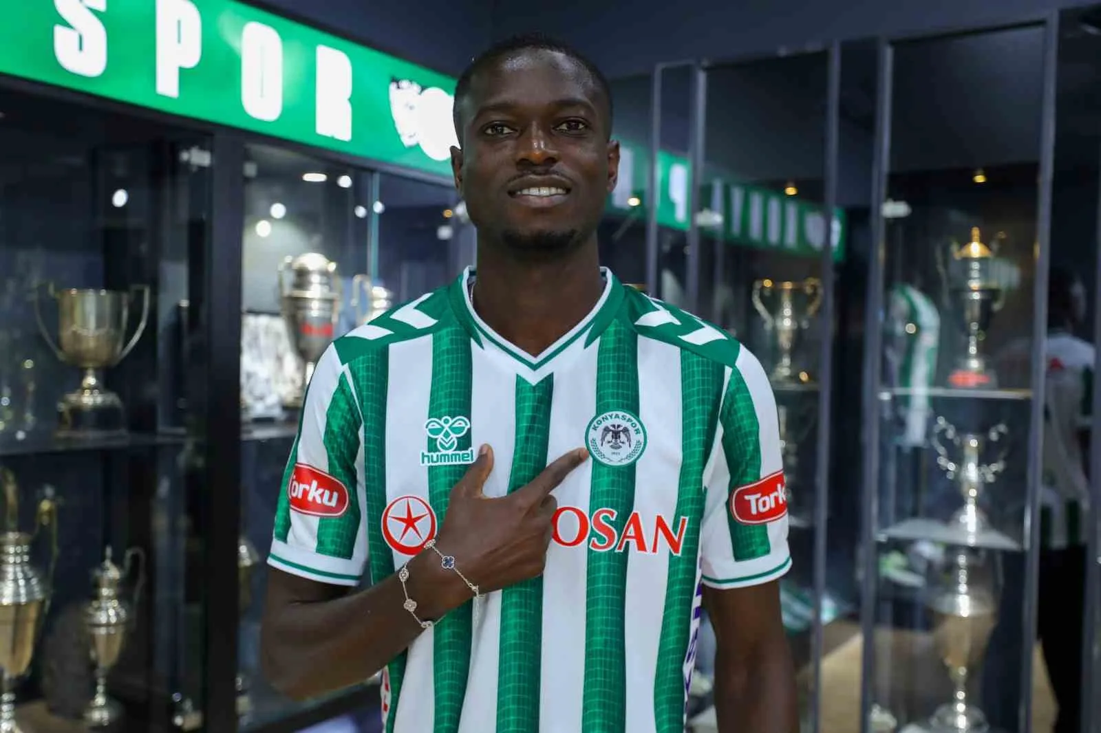 Konyaspor, Ebrima Colley transferini açıkladı