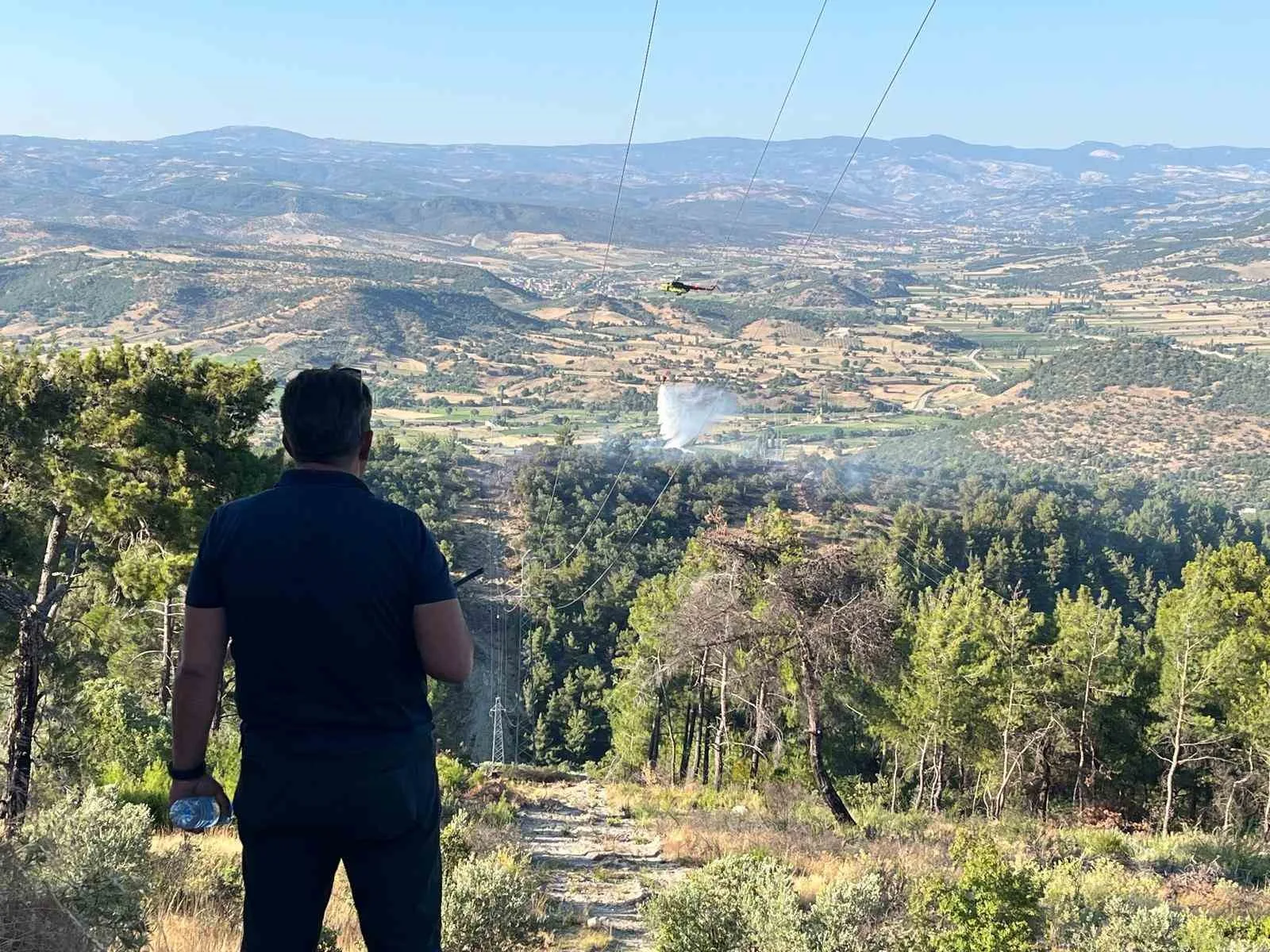Manisa’da yangında 1.5 hektarlık kızılçam ormanı zarar gördü