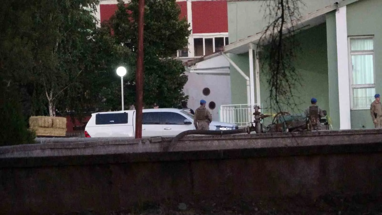 Mesai arkadaşlarını silahla vuran özel güvenlik görevlisinin yargılanmasına devam edildi