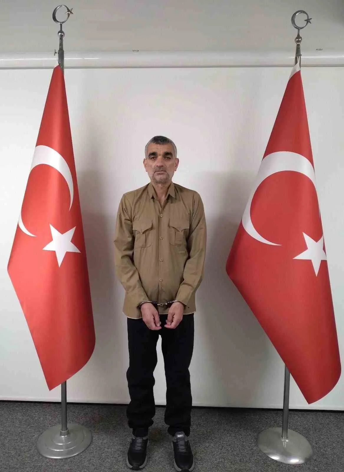 MİT’ten DEAŞ’a operasyon: "Sarı bültenle aranan Güler yakalanarak Türkiye’ye getirildi"