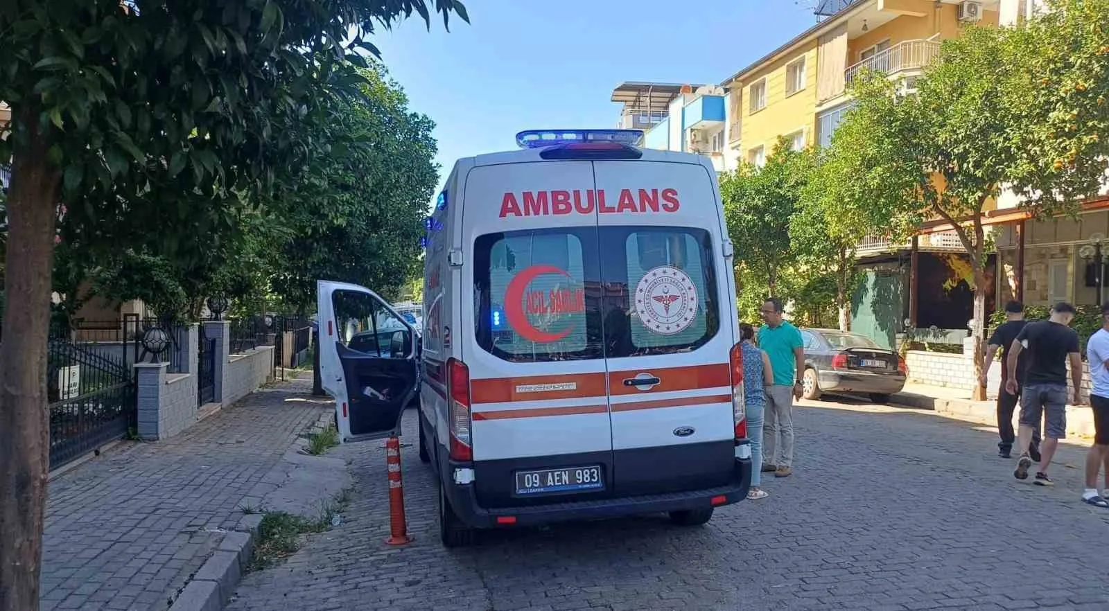 Motosiklet ile otomobil çarpıştı: 1 yaralı