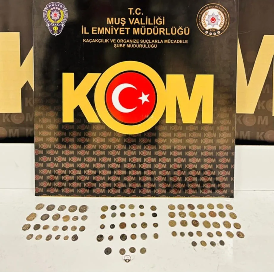 Muş’ta tarihi eser operasyonu: 86 parça tarihi obje ele geçirildi