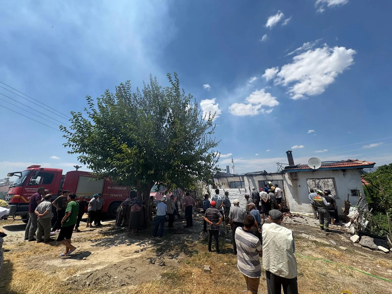 Müstakil evde yangın: Ev kullanılamaz hale geldi